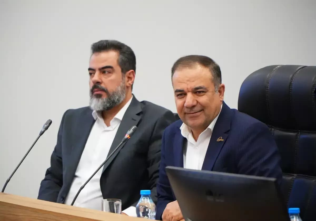 تجلیل از مقام زن و مادر