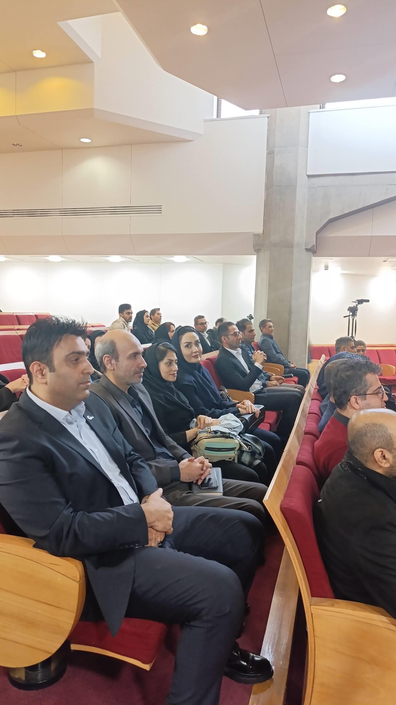 کسب تندیس بلورین و رتبه نخست در سومین دوره جایزه سرآمدی مدیریت دانش